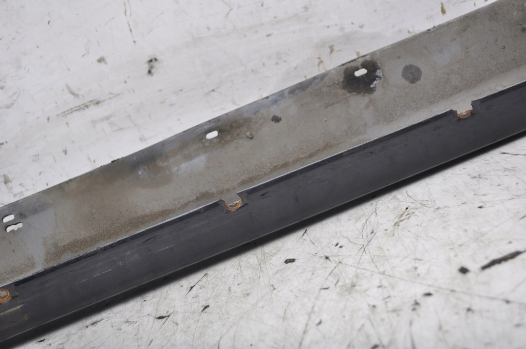 Bentley arnage рестайлинг  накладка порог молдинг правая Недорого