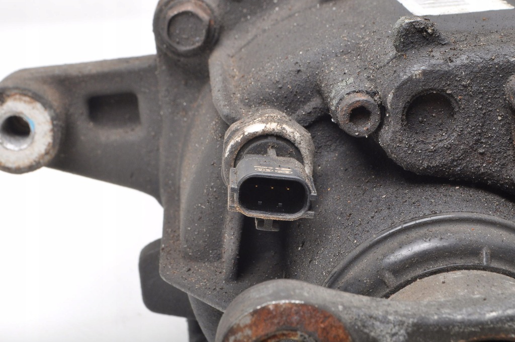 фото №11, Sportage iii hyundai ix35 2.0 crdi дифференциал мост дифференциал m0003915 2.533