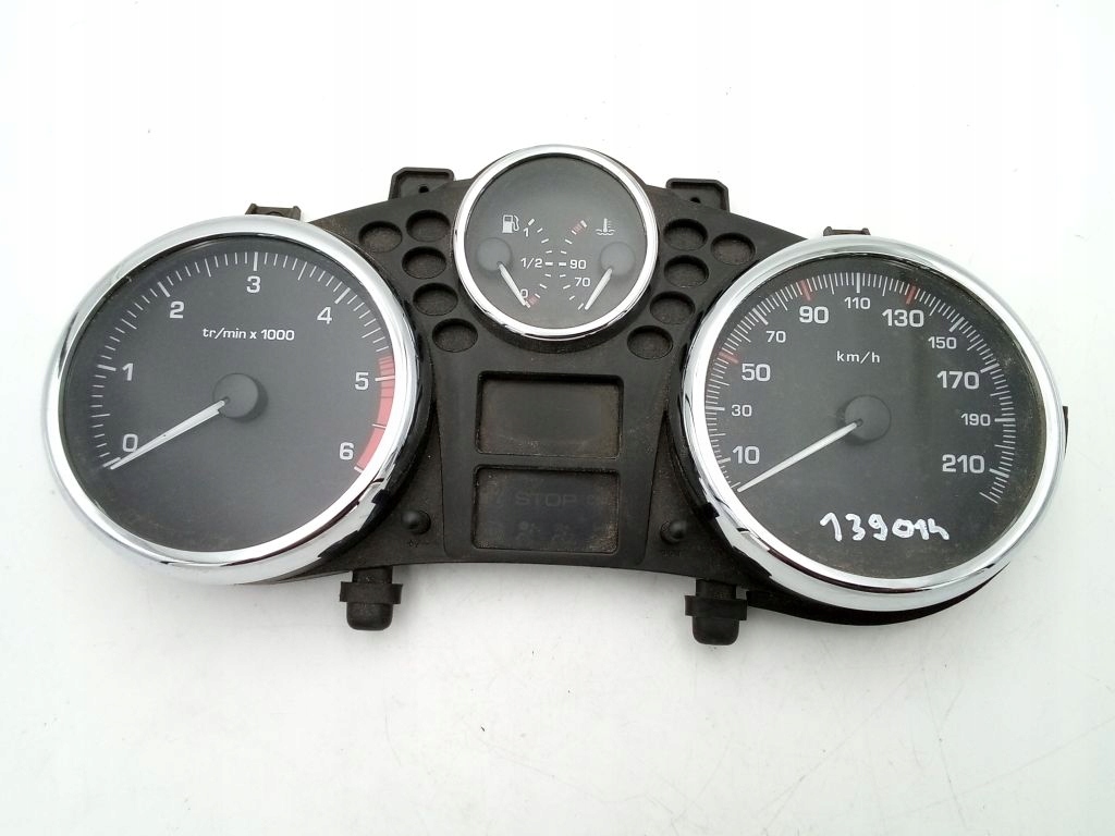 фото №1, Peugeot 206+ plus счетчик приборы