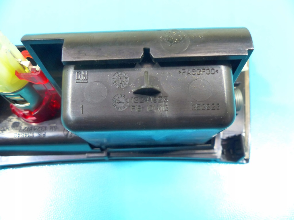 фото №8, Бардачок пасажира opel insignia a 08-17 eu