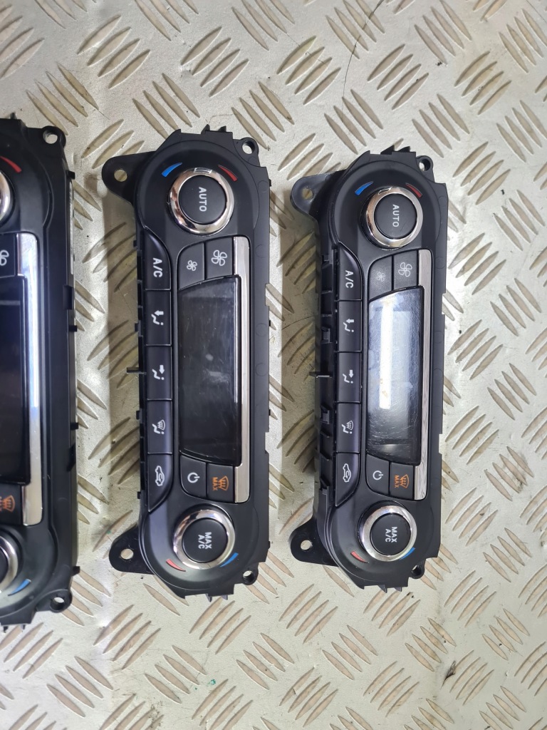 фото №3, Панель кондиционера ford focus mk3 przedlift