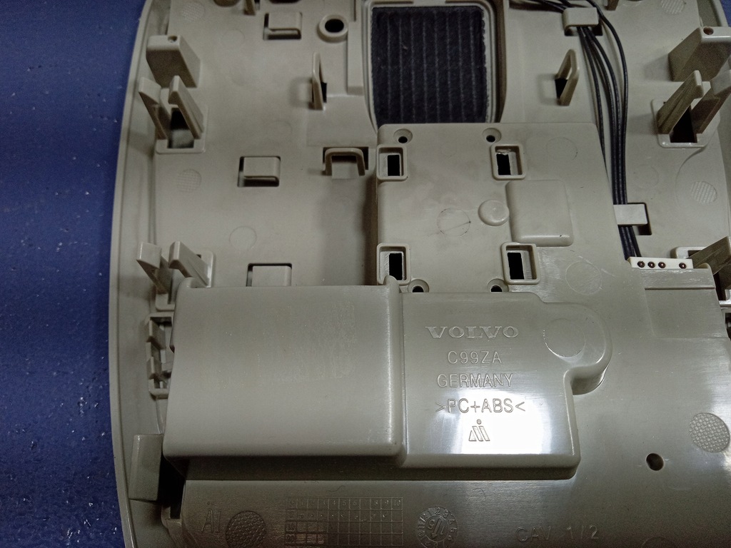 фото №4, Volvo v40 ii фонари освещение потолочный кабины