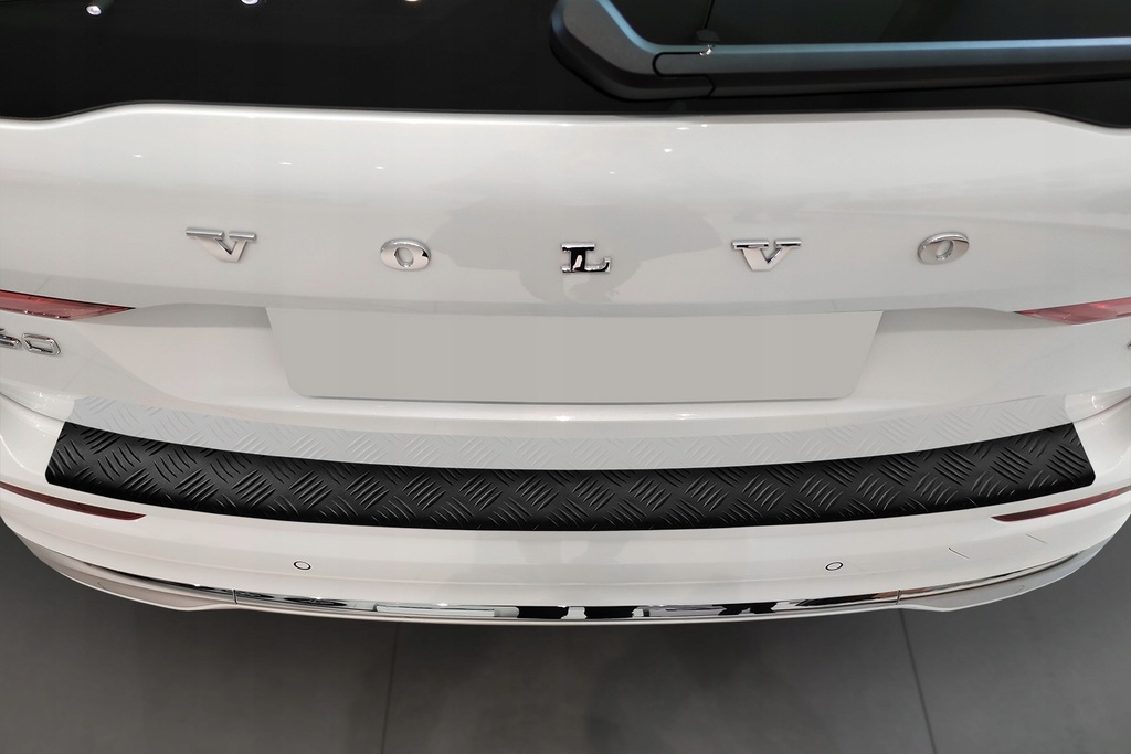 фото №3, Молдинг na бампер volvo xc60 ii / r-design 2017-