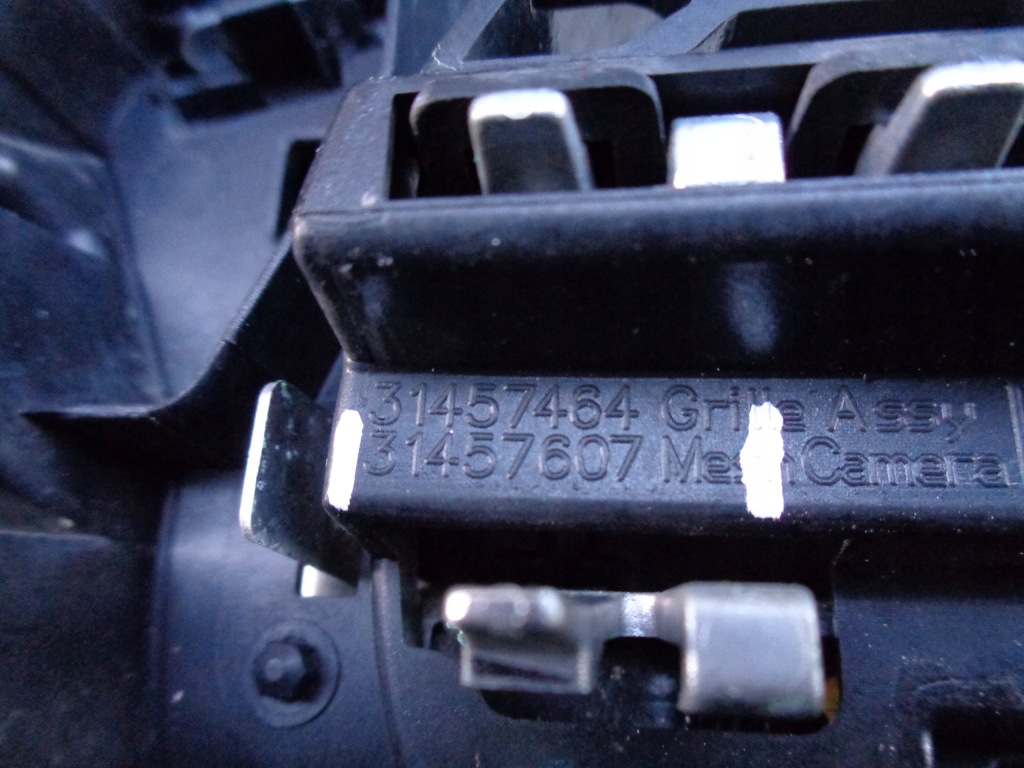 фото №7, Решётка радиатора решётка радиатора volvo xc60 ii 17- r-design pod камера