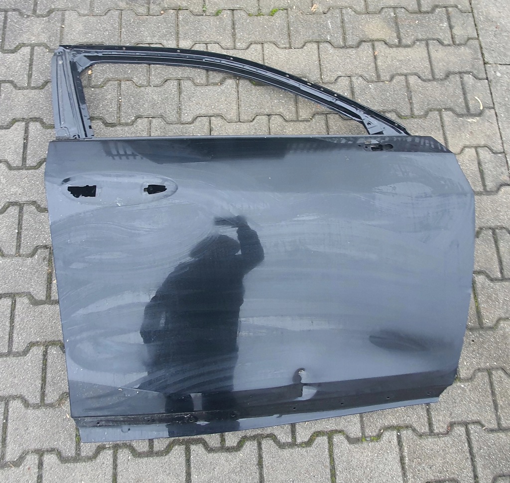 фото №1, Lexus ux 2018- дверь правый перед