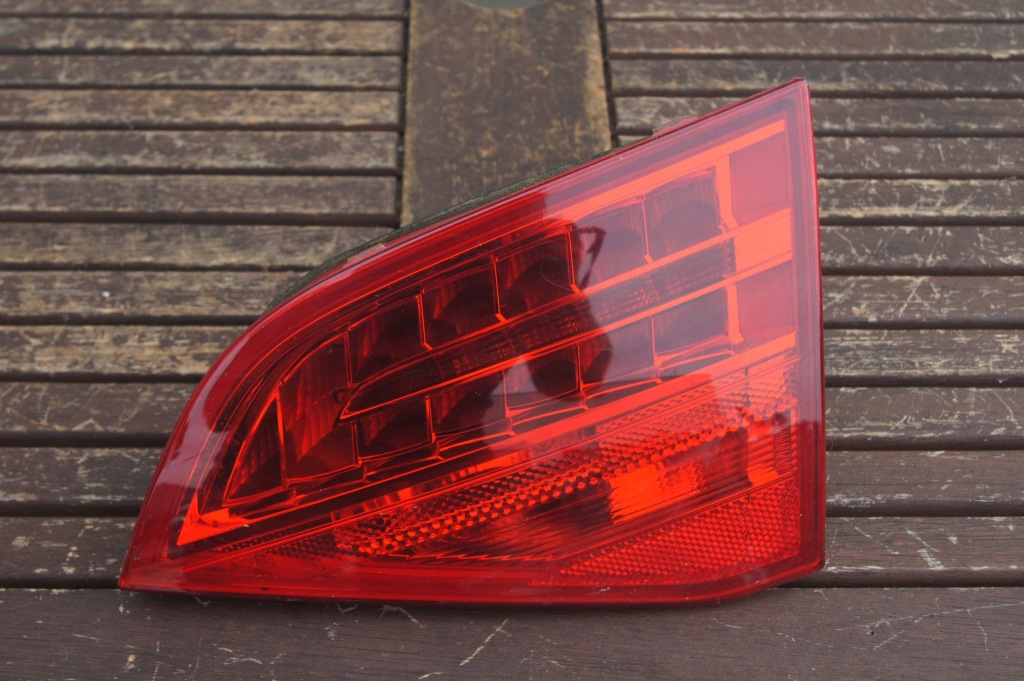 Купить Фара audi a4 b8 универсал led правый  идеальное состояние 2007-2011