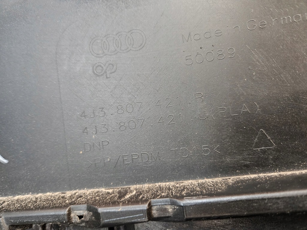 фото №13, Audi e tron etron gt rs 18- бампер задний задняя 4j3807421b