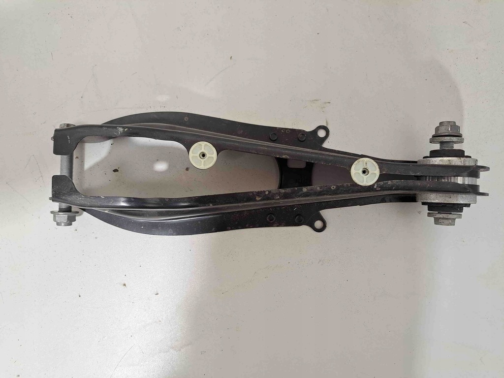 фото №13, Bmw i4 2024 задня сторона ліва підвіска задні / комплект