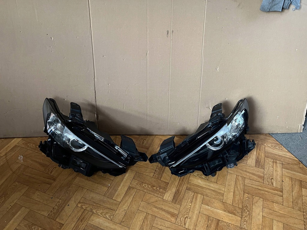 фото №1, Mazda 3 bp 2019-2023 лампы передние l+p