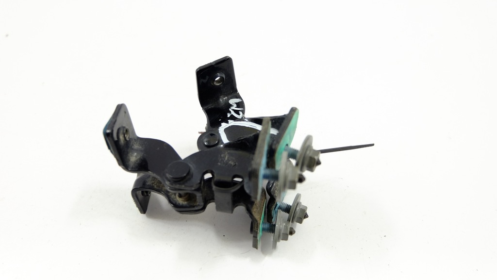 фото №6, Mercedes b-klasa w246 петлі кришки багажника