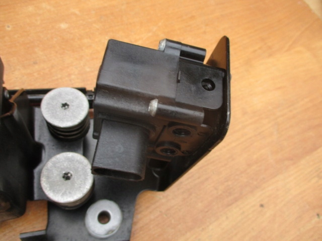 фото №6, Bmw 7 f01 f10 распределитель пневматика do компрессор 4722555610 472555620