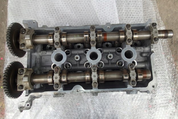 фото №1, Головка ліва mazda tribute ford maverick mondeo 3.0 v6