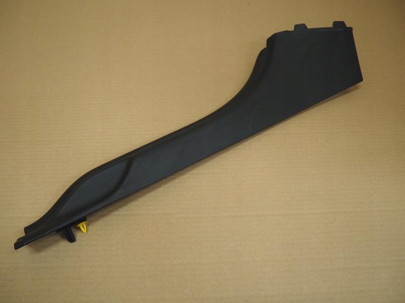 фото №1, Молдинг защита порог правая volvo c30 30740078