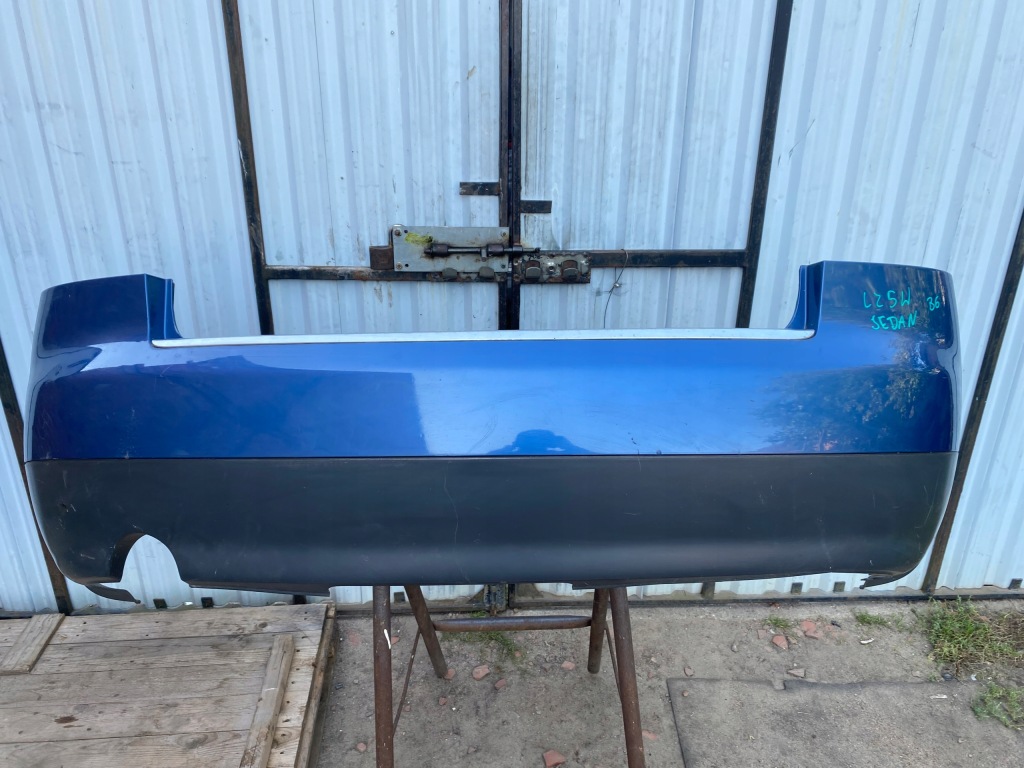 фото №1, Zdedrzak задний audi a4 b6 sedan lz5w