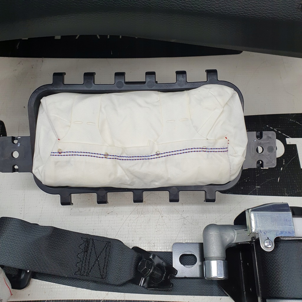 фото №10, Ceed iii 3 приборная панель приборная панель консоль подушки безопасности ремни подушка безопасности