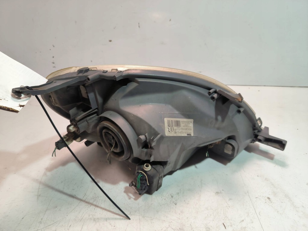 Фара левая перед европа  89007614 toyota yaris 1 с Разборки