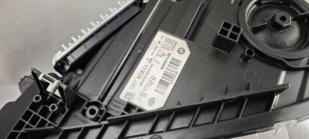 Bmw f30 f31 рестайлинг  lci shadow line full led комплект левая правая в Украине