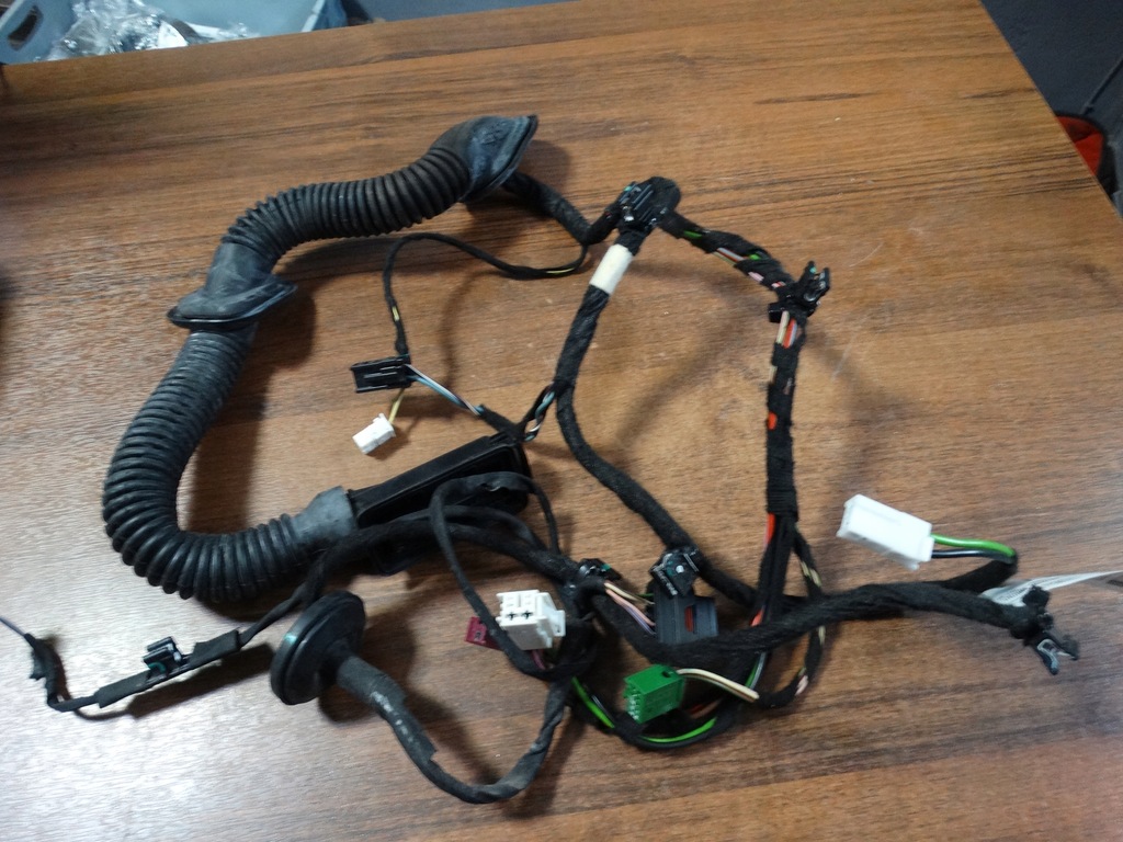 фото №1, Електропроводка двері задня ліва mercedes glb x247 1