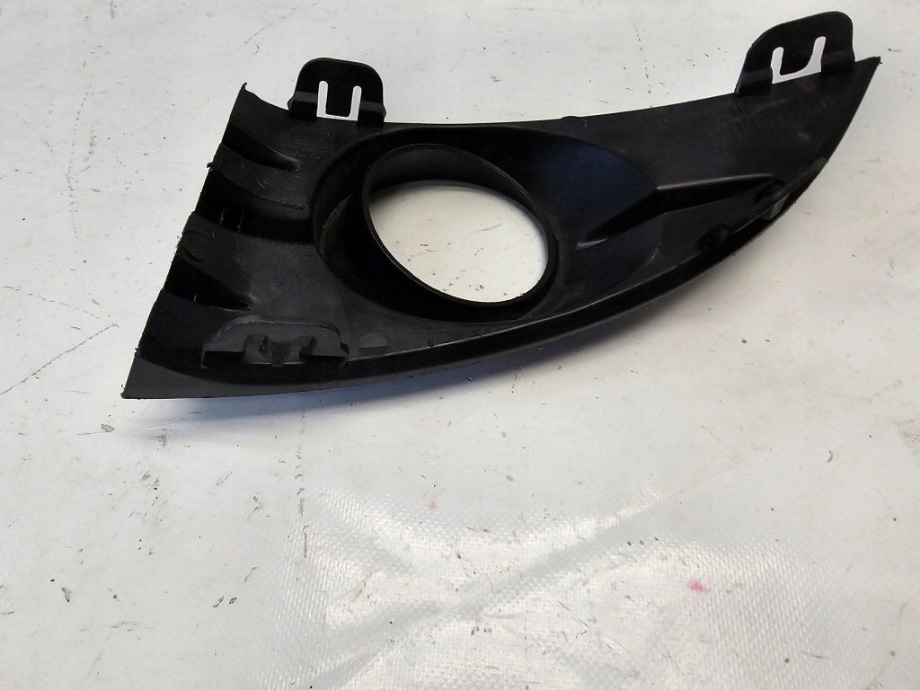 Решётка бампера правая перед renault scenic ii рестайлинг  2006-2009 в Украине