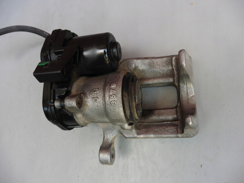 фото №5, Суппорт тормозной правый задняя audi q3 i 8u sharan 16r