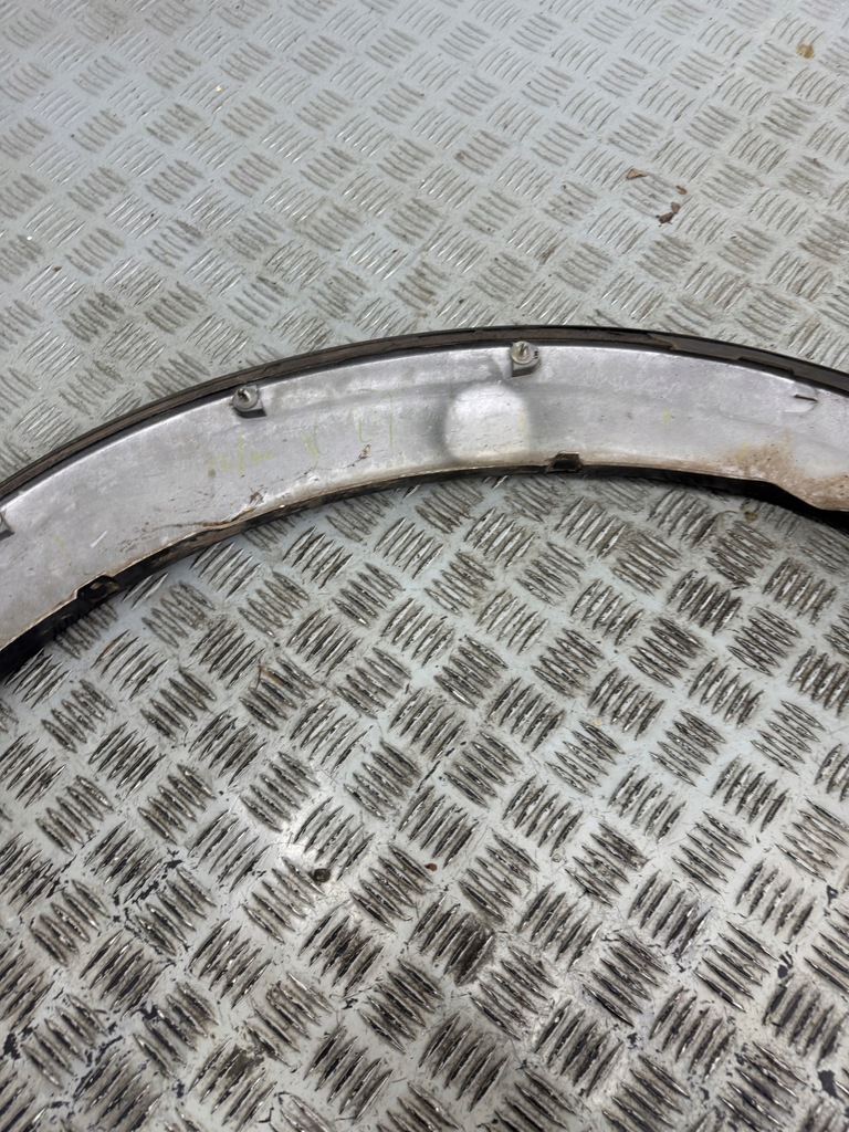 фото №9, Молдинг крыла левый перед 3d mitsubishi pajero iv 4 07r.-