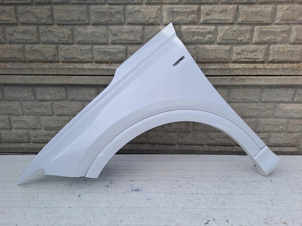 фото №1, Audi q4 крыло передний левый оригинал