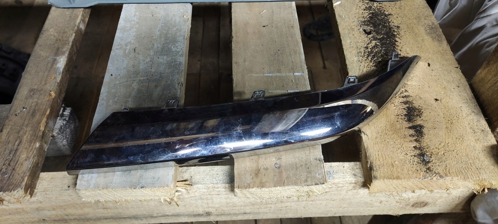 фото №1, Молдинг декоративна решітка nad фара ліва хром ram 1500 2019- 6kc62trmaa