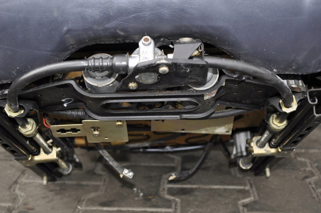 фото №7, Porsche 911 ii 930 coupe сидіння заднє сидіння шкіра електричний