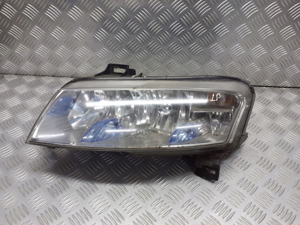 Купити Лампа ліва передня fiat stilo europa 3d