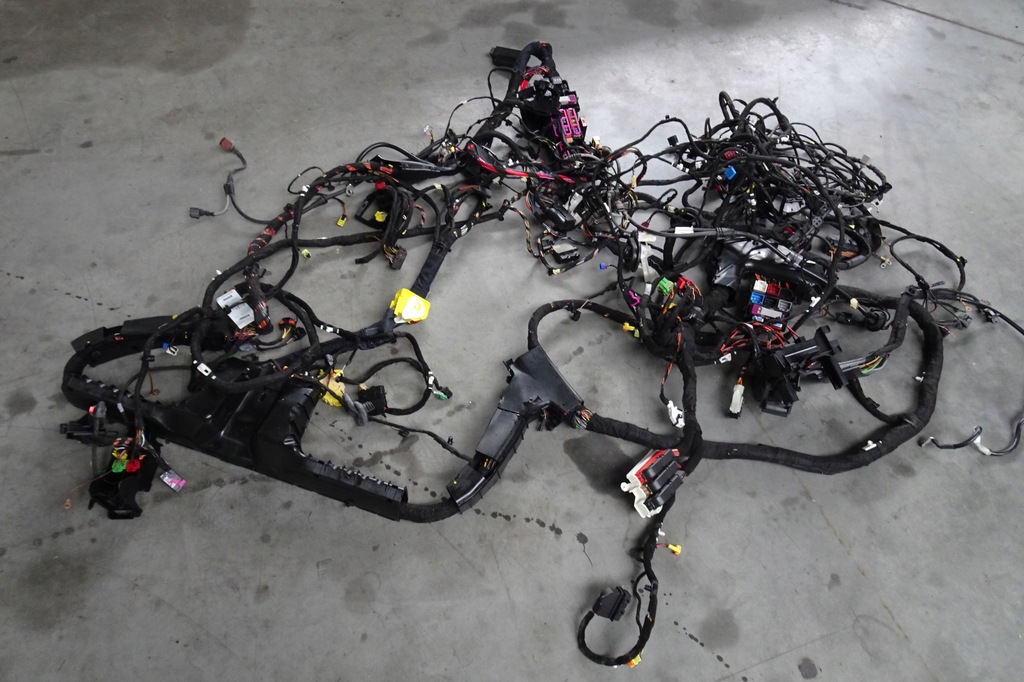 фото №1, Audi a6 c7 - жгут электропроводка nowa