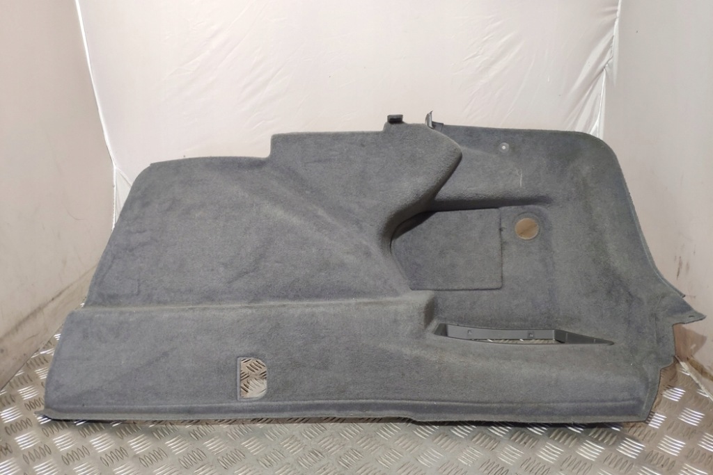 фото №7, Правая обивка багажника bmw 7 f01, f02 9113342 4.4l бензиновый 298kw 2012