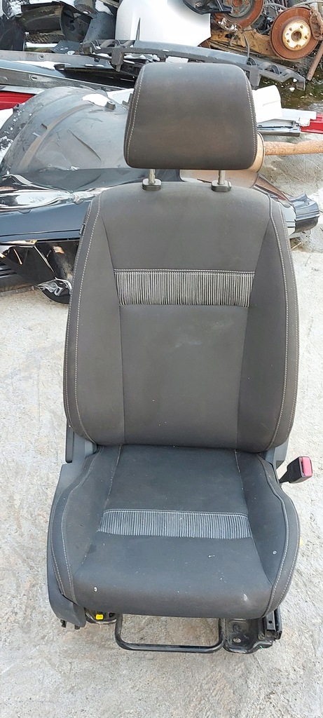 фото №1, Ford ranger v сиденье пассажира правый 15r