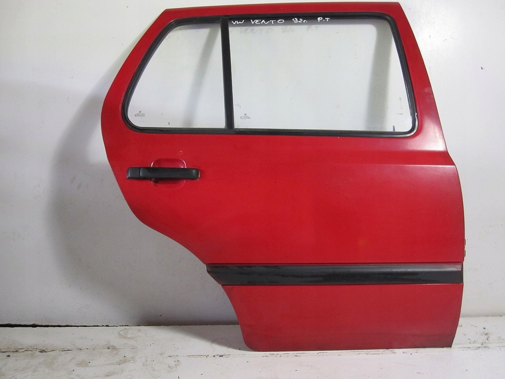 фото №1, Дверь задние правое vw vento 92r