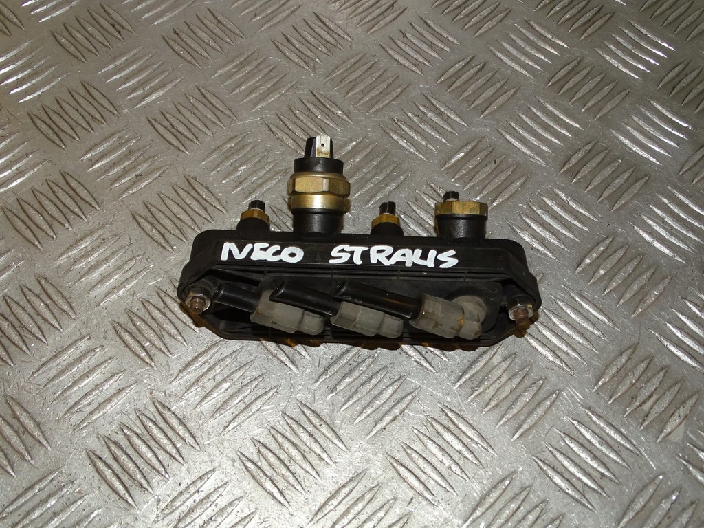 фото №1, Iveco stralis 02-12 e3/4/5 розподільник трубопровід