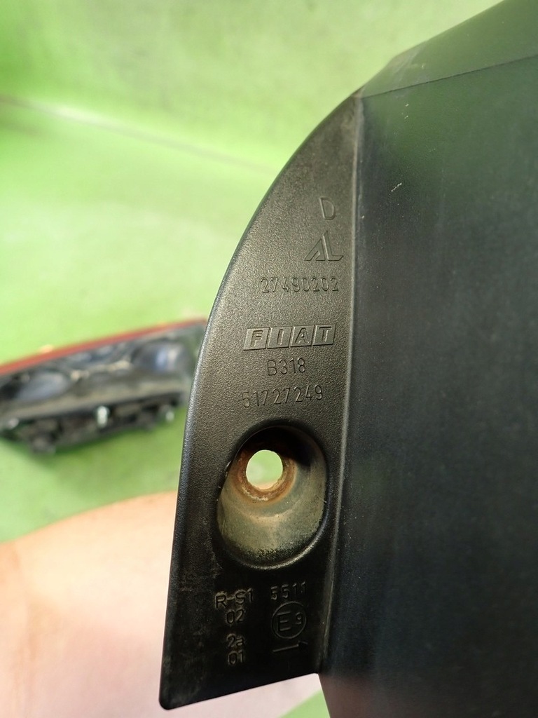 фото №11, Лампа правая задняя задняя fiat croma ii 06r kombi 51727249 51727251