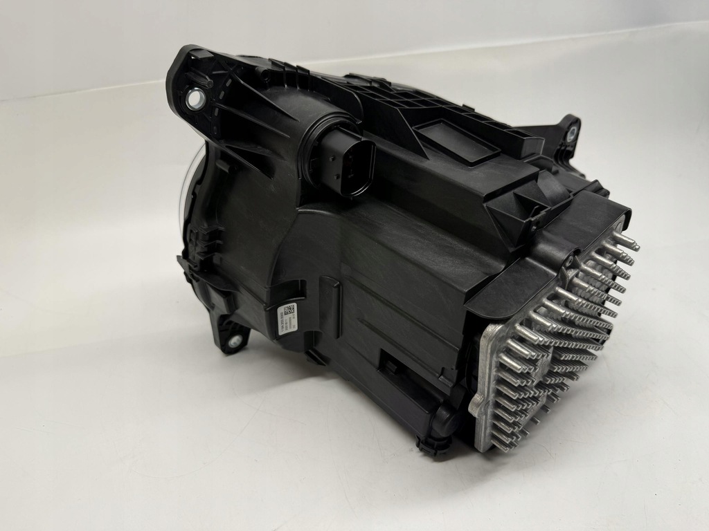 фото №13, Land rover defender ii l663 фара правий лівий перед led l8b213w029cf 030