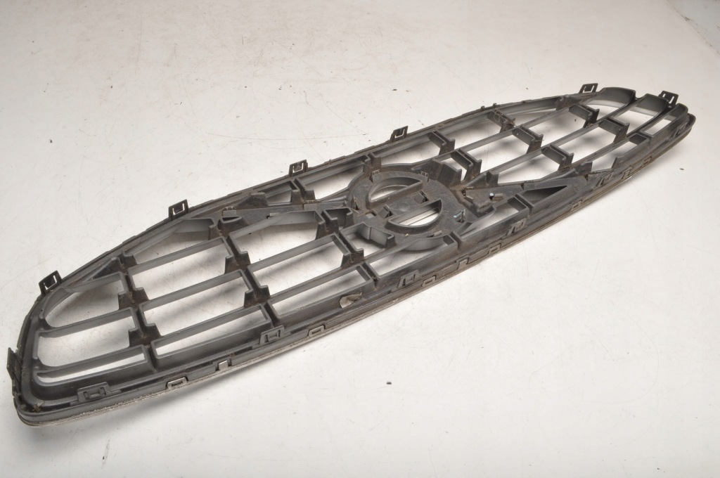 Volvo v60 решётка радиатора решётка радиатора решётка радиатора 30795039 31290594 31323099 31323338 31353524 Цена