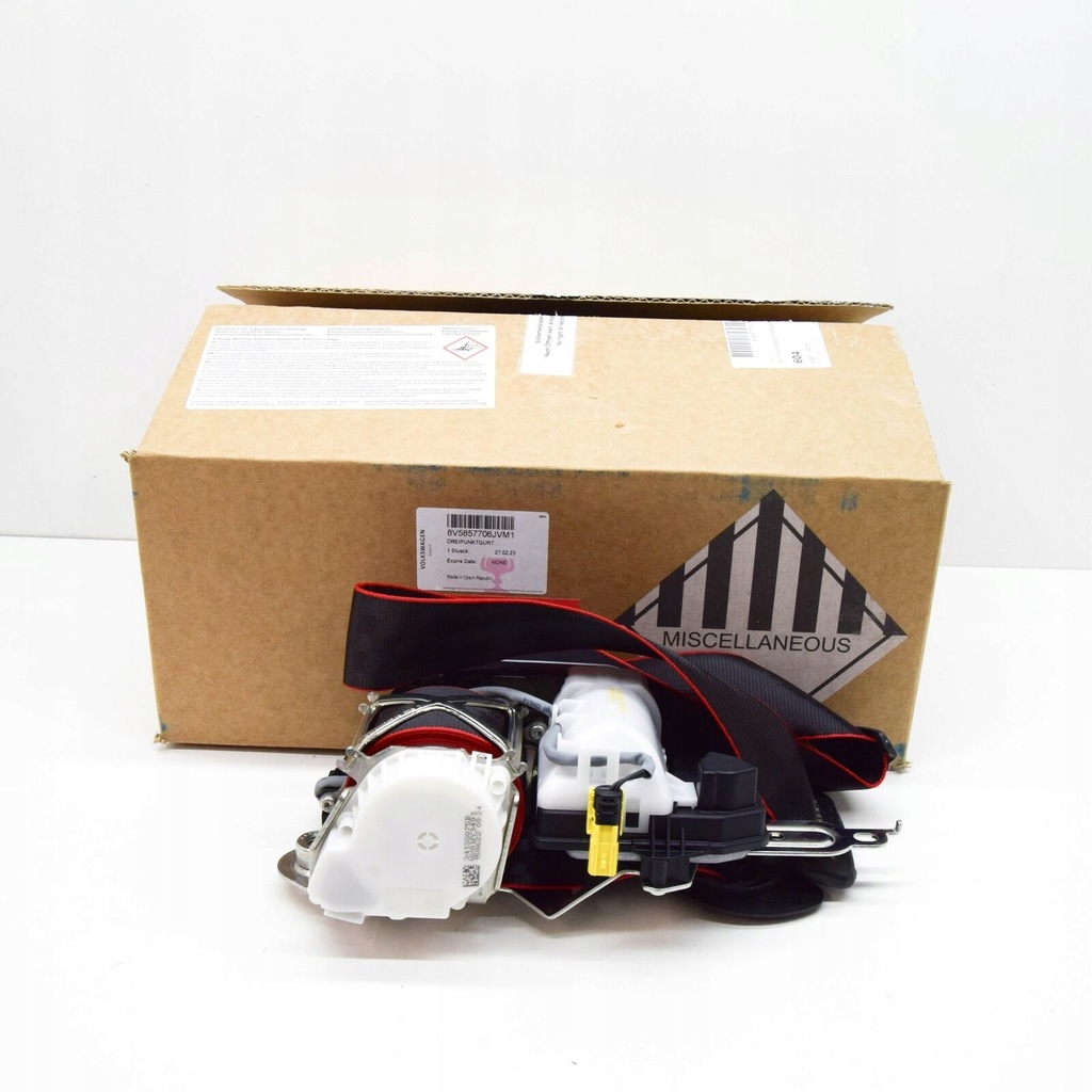 фото №1, Audi rs3 передняя часть правый ремень безопасности 8v5857706jvm1