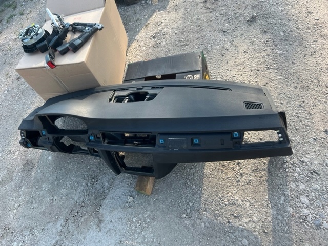 фото №7, Bmw 3 e90 e91 e92 e93 панель приладів консоль подушка безпеки натягувач