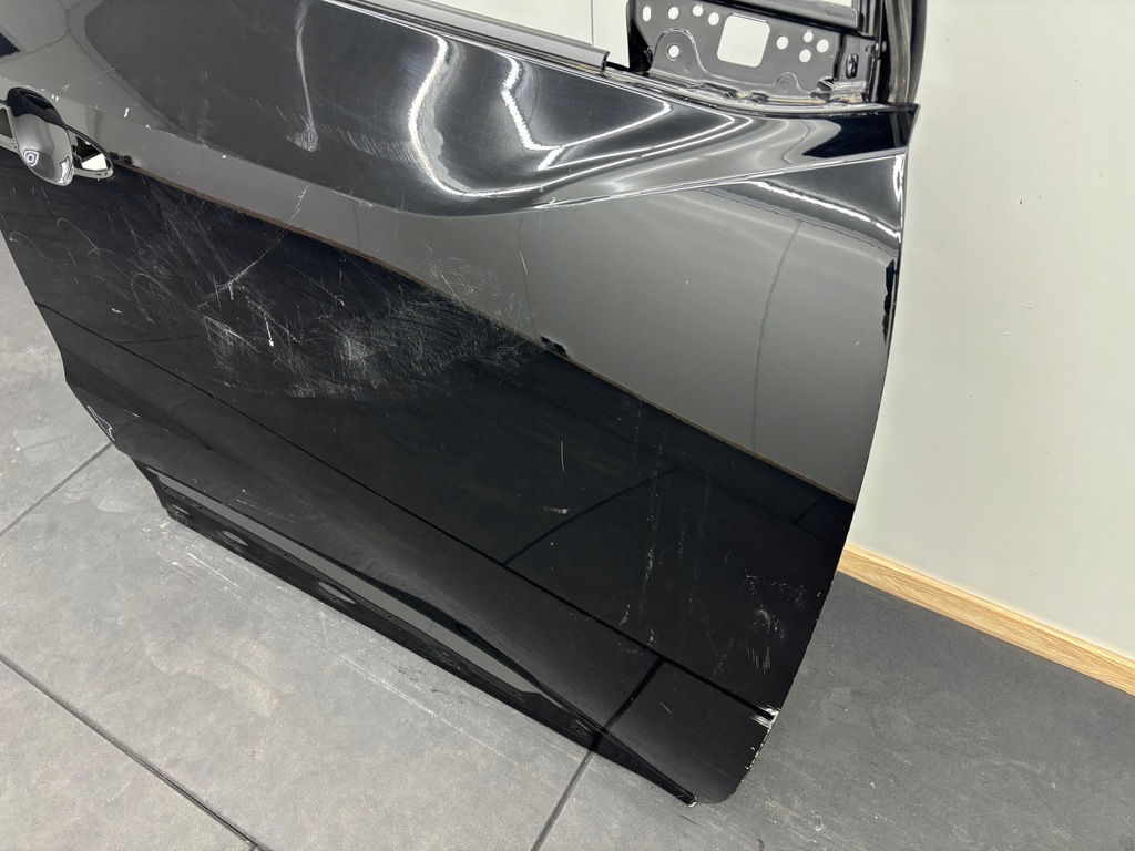 фото №11, Toyota bz4x дверь правое передние перед