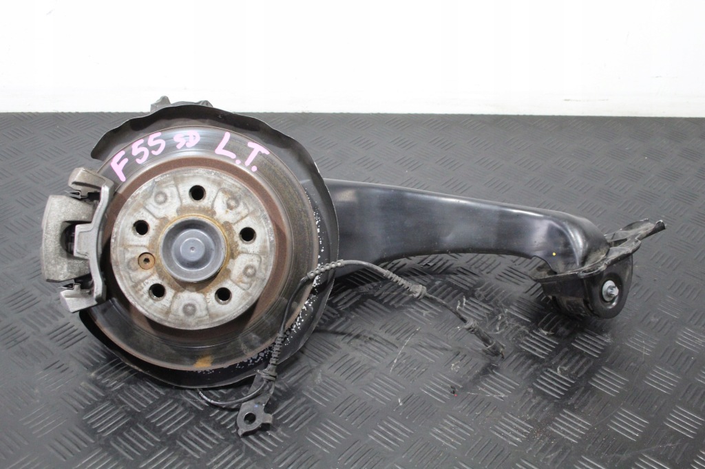 фото №1, Поворотный кулак левый задняя mini cooper s f55