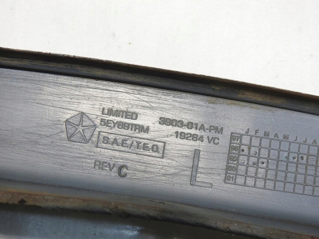 фото №8, Молдинг крила лівий задня jeep grand cherokee ii wj