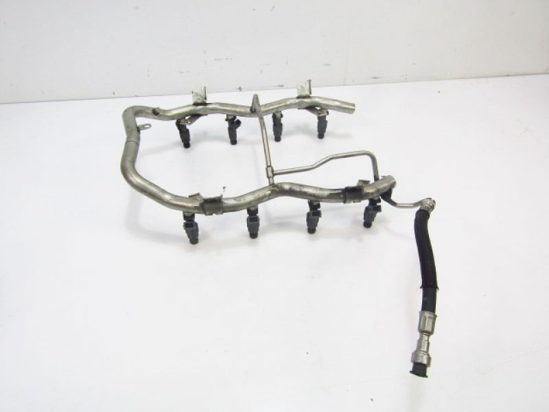 Bmw 5 e39 молдинг упорскування 4,4 v8 форсунки Недорого