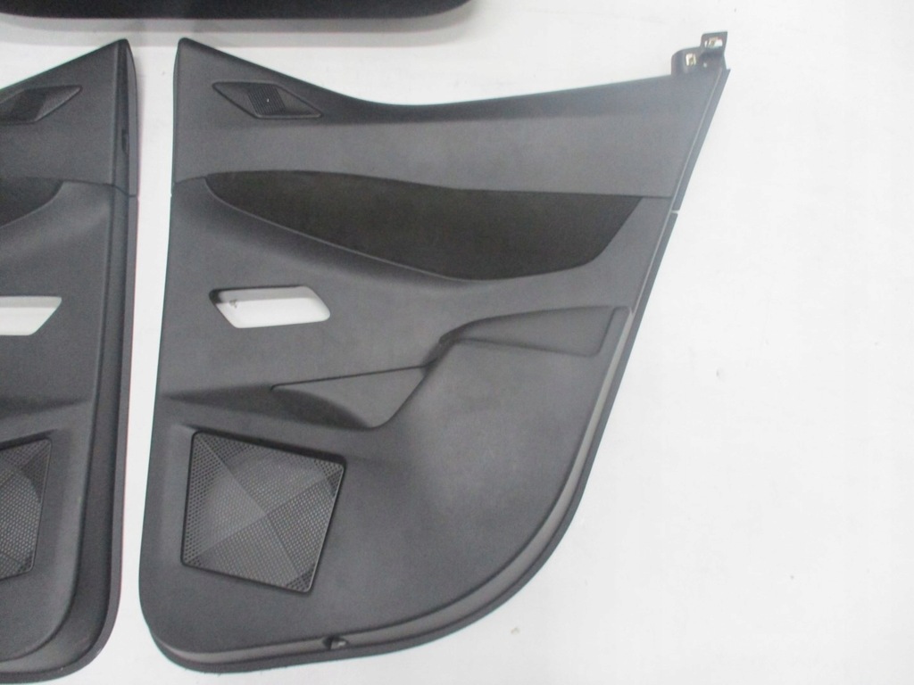 фото №4, Обивка дверь citroen ds3 задняя задняя