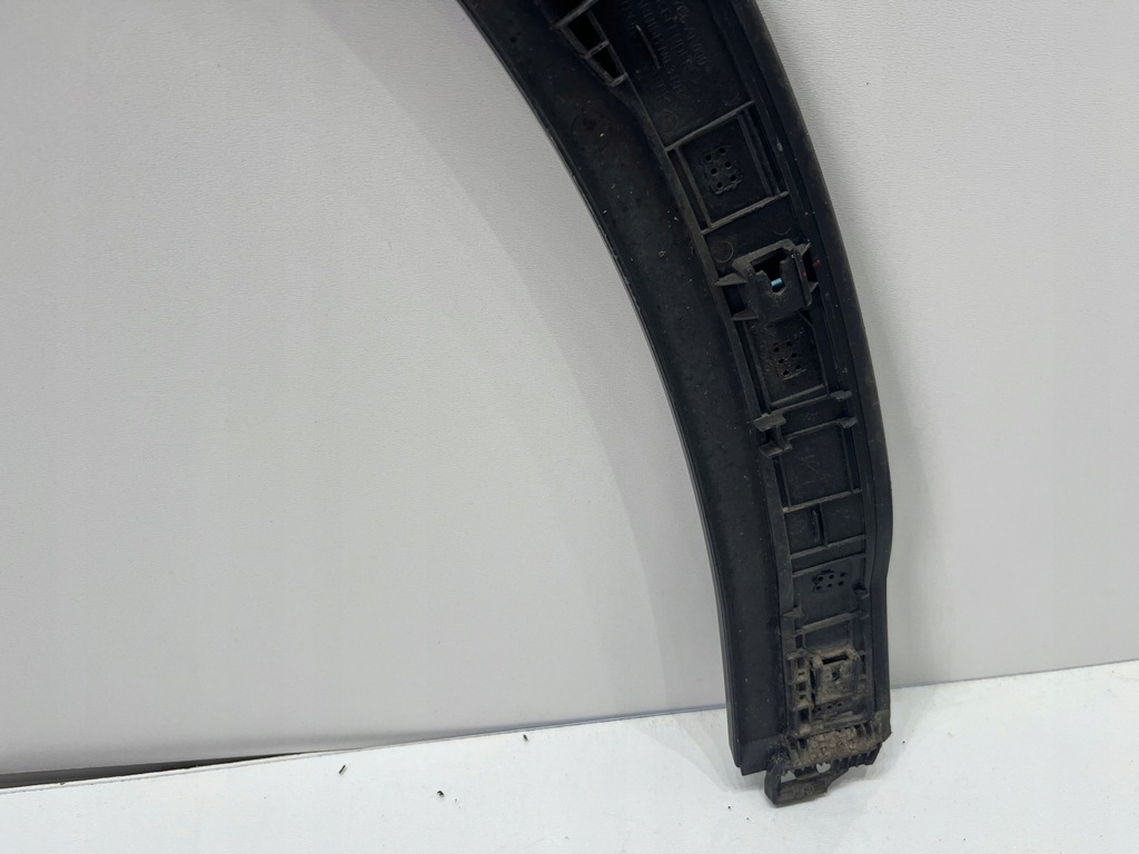 фото №12, Genesis gv70 молдинг накладка крила передня права 877f2-ar100