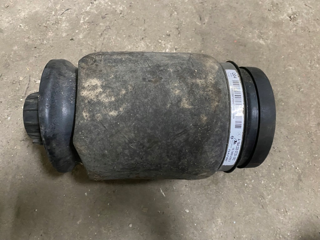 Купити Mercedes gl 164 подушка airmatic задній 1643200725 оригінал