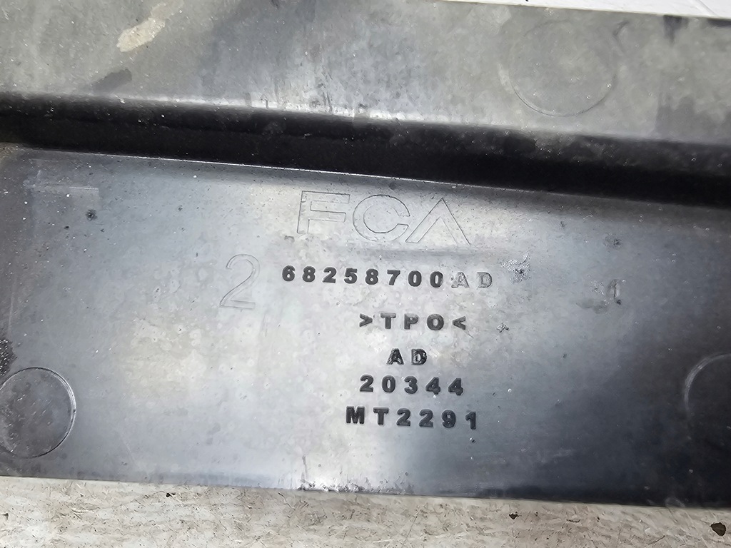 фото №13, Jeep compass 17- усилитель поперечина передний 68258700ad usa