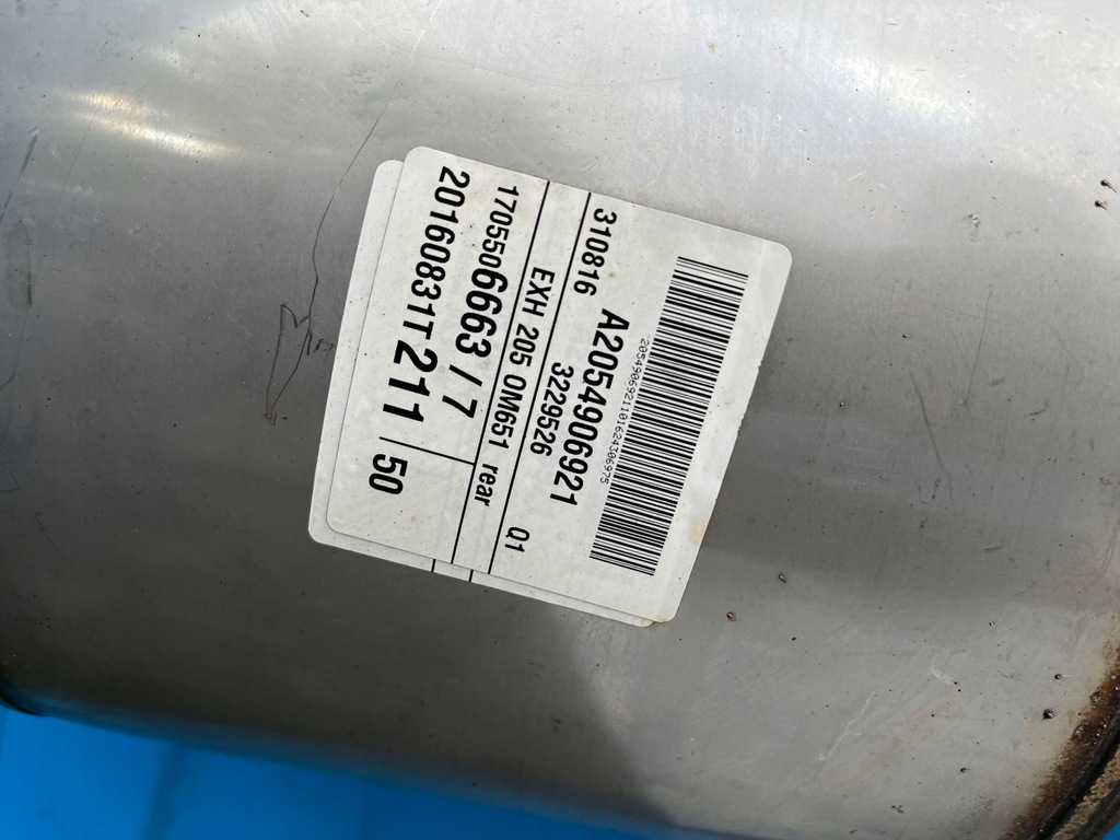 фото №7, Mercedes w205 2,2 cdi sedan гаситель выхлоп комплект