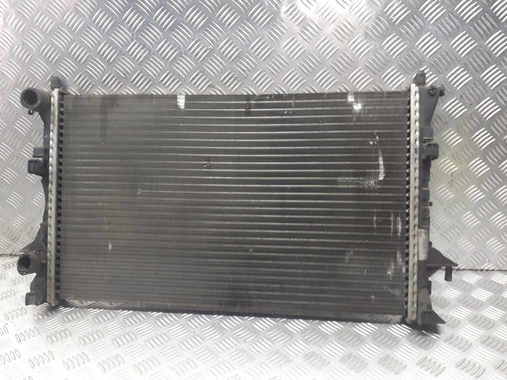 Купити Радіатор води renault laguna 2 1.9 dci 8200008764