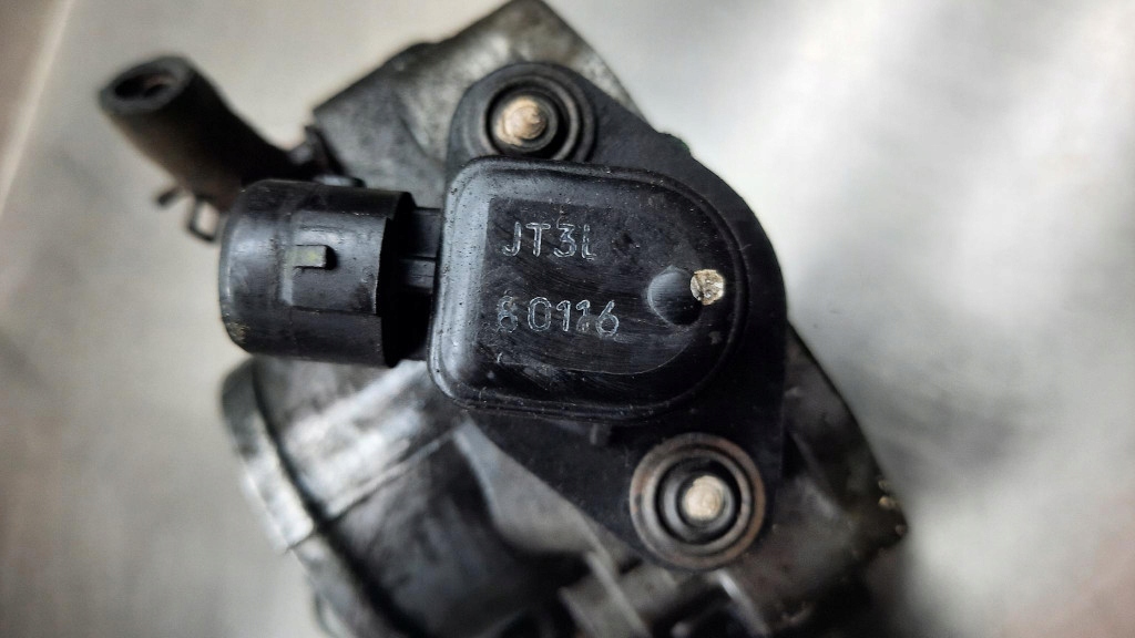 фото №9, Дроссельная заслонка honda crv i 98r 2.0b 079800-3000